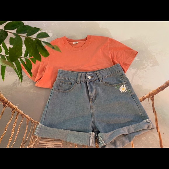 Painted jean shorts - Picture 7 of 7